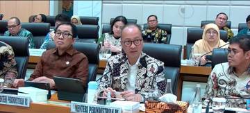 Menperin Soroti Ketergantungan Pasar Domestik Industri