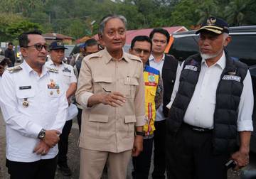 Menteri PU Tinjau Inpres Jalan Daerah Payakumbuh–Sitangkai