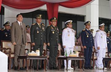 Menhan Hadir dalam Upacara Prasetya Perwira Prajurit Karier