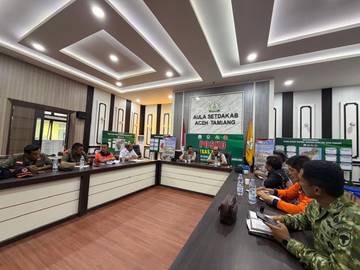 BNPB dan Kasatgaswil Aceh Perintahkan Tambah 111 Huntara