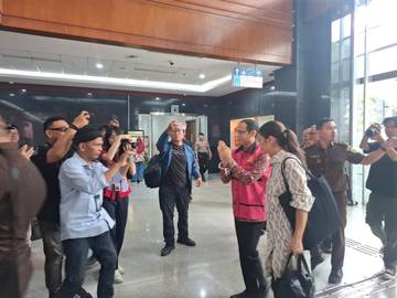Nadiem Minta Izin Berobat Saat Sidang Dugaan Korupsi Chromebook
