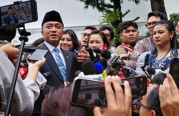 Presiden Tanda Tangani Kepres Adies Kadir sebagai Hakim MK