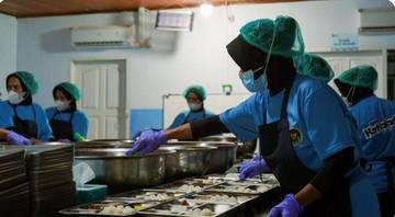 Pemerintah Siapkan MBG untuk Lansia