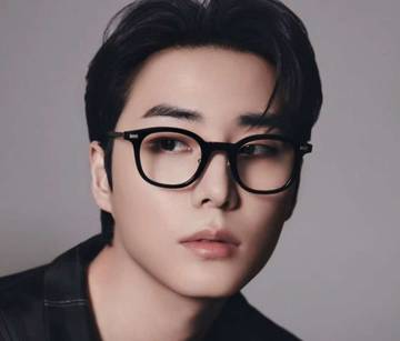 Young K Resmi Bergabung Variety Show ‘Amazing Saturday’