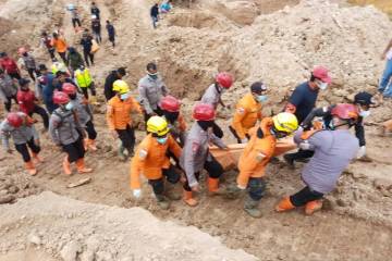 Jasad Terakhir Korban Longsor Tambang Timah Pemali Ditemukan