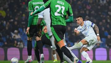 Inter Kokoh di Puncak Klasemen usai Kalahkan Sassuolo