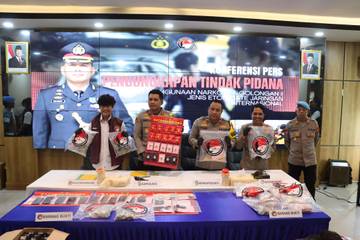 Polisi Bongkar Jaringan Internasional Etomidate Berkedok Liquid Vape