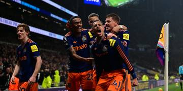Newcastle Perpanjang Rekor Buruk Tottenham