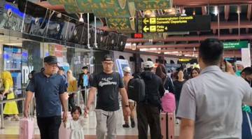 DPR Beberkan Penyebab Harga Tiket Pesawat Mahal