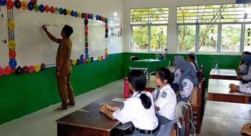Minimal SMA, DPR: Jangan Ada Anak Putus Sekolah 
