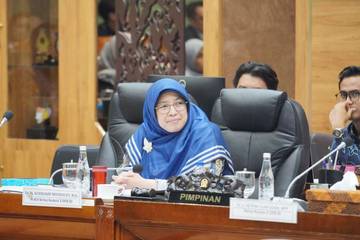 Setara Dokter, Komisi X DPR Ingin Sejahterakan Guru Melalui RUU Sisdiknas