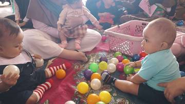 Memilih Mainan Sesuai Dengan Usia Anak