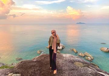 Batu Sindu, Spot Favorit Nikmati Sunset di Natuna