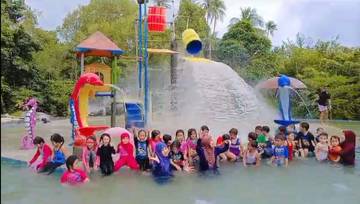 Waterboom Ranai Darat Sebagai Sarana Field trip Education 