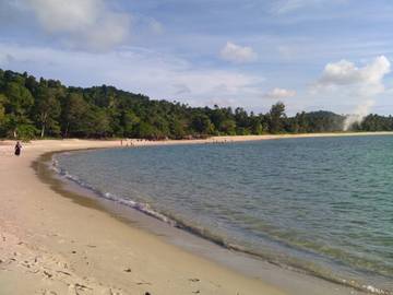 Pulau Serasan Semakin Dilirik, Wisatawan Asing Mulai Berdatangan