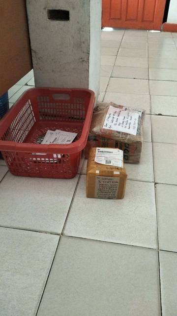 Volume Pengiriman di Pos Ranai Menurun