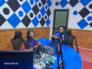 Sang Penulis yang Menjadikan Hobi Menulis Sebagai Terapi
