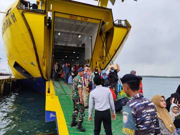  Pelabuhan Penagi Jadi Titik Ramai Arus Balik Lebaran di Natuna