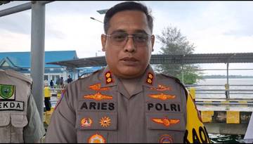 Kapolres Natuna Pantau Arus Balik H+5 Idul Fitri 1446 H  di Penagi 