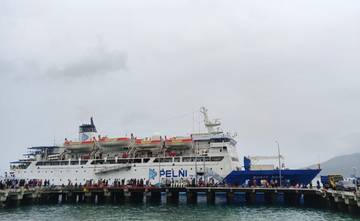 Arus Balik Lebaran dengan KM Bukit Raya