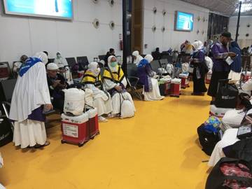 Jemaah Haji Natuna Kloter 2 Diberangkatkan dari Jeddah