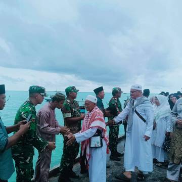 Pemerintah Kecamatan Pulau Laut  Sambut Jamaah Haji