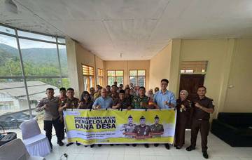 Sosialisasi Hukum Dana Desa di Ceruk