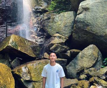 Air Terjun Gunung Ranai, Jadi Tempat Favorit Remaja 