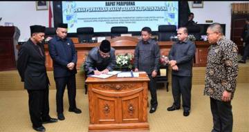 Pemkab dan DPRD Natuna Sepakati Perubahan APBD 2025