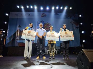 Personel Lanud RSA Natuna Raih Juara  Panjat Tebing