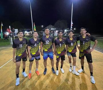 Tim RW 003 Juara Satu Voli Antar RW 