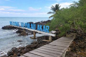 Pulau Akar: Permata Kecil di Ujung Negeri