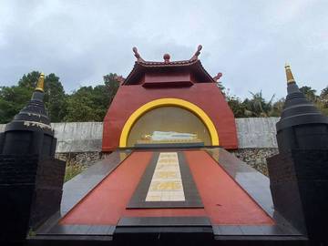 Filosofi Buddha Tidur di Vihara