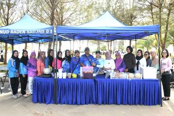 Komandan Lanud RSA Tinjau Pasar Minggu Ceria