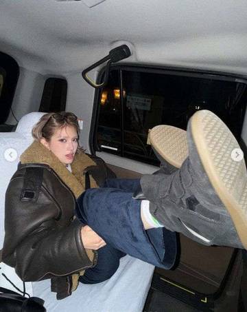 Jeon Somi Tuai Kontroversi Terkait Foto diTaksi Jepang
