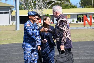 Komandan Lanud RSA Sambut Kunjungan Kedubes Amerika Serikat