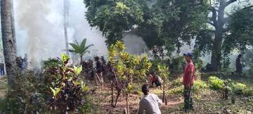 Tradisi Bersih Makam dan Tempt Ibadah Jelang Ramadhan