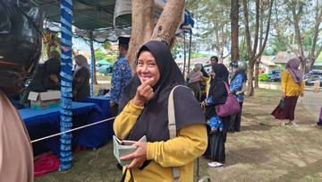 Warga Antusias Datangi Gerakan Pangan Murah 