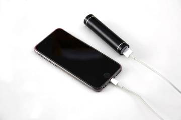 Fakta Cara Ngecharge Laptop Yang Aman