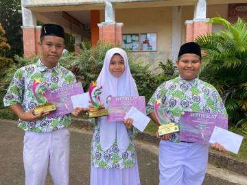 Siswa MTsN Sabang Raih Prestasi Pada Ajang Flash