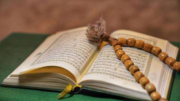  Alasan Al Quran Diturunkan Secara Berangsur-angsur