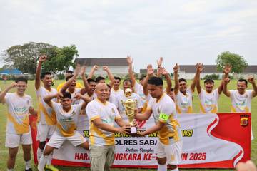 Polres Sabang Juara Turnamen Sepak Bola 