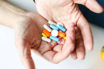Bahaya Konsumsi Obat Anti Nyeri Steroid Jangka Panjang