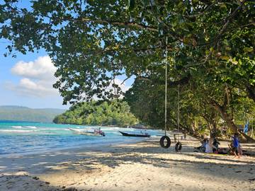 Pantai Gapang Sabang, Surga Laut yang Memikat