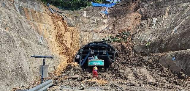 Wali Kota Klarifikasi Foto Longsor Proyek Terowongan Samarinda