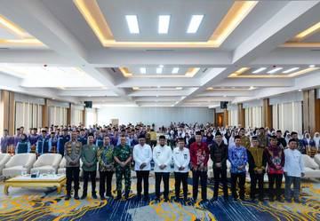 Wabup Paser Lepas 231 Calon Haji Tahun 2025