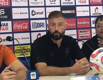 Musim Akan Berakhir, Kepala Pelatih Borneo FC Sedih