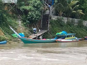 Kapolsek Long Apari Pastikan Bantuan Pangan Telah Tiba