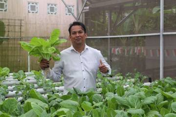 Petani Milenial Balikpapan Berbagi Cara Tanam Hidroponik