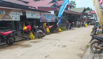 Masyarakat Mahulu Budayakan Gotong Royong Jelang HUT RI